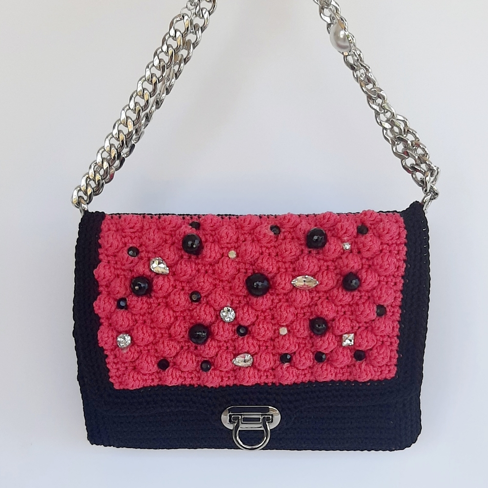 Crochet shoulder bag